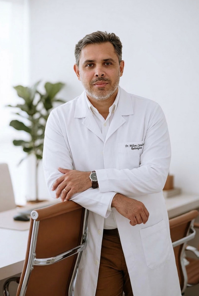 Dr. Milton Cavalcanti - Médico Radiologista em São Mateus ES